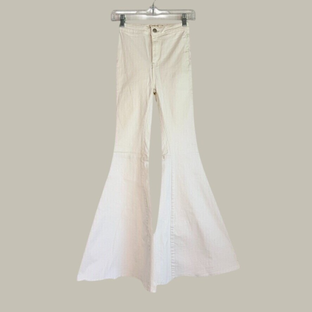 Free People Super Flare Bell Bottom Jeans Size 25 Raw Hem White Boho Stretch